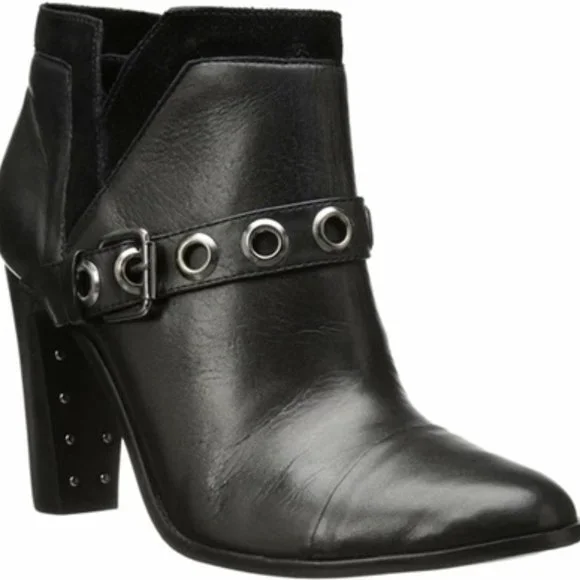 Trina Turk Westlake Heeled Ankle Boots Sz 9.5 NWB - Picture 1 of 14